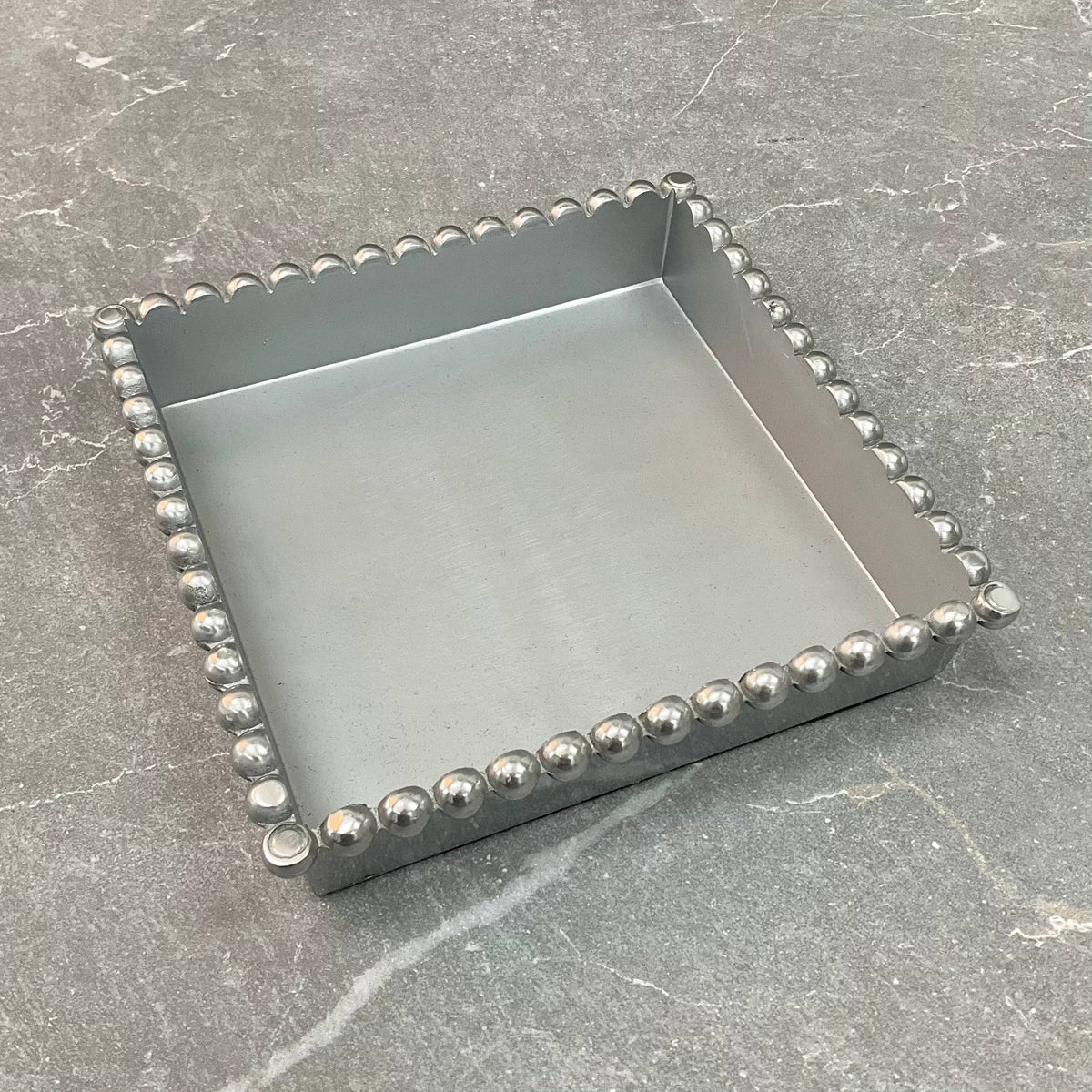 India Handicrafts Inc - Beaded Lunch Napkin Box - Perfect for Home Entertaining
