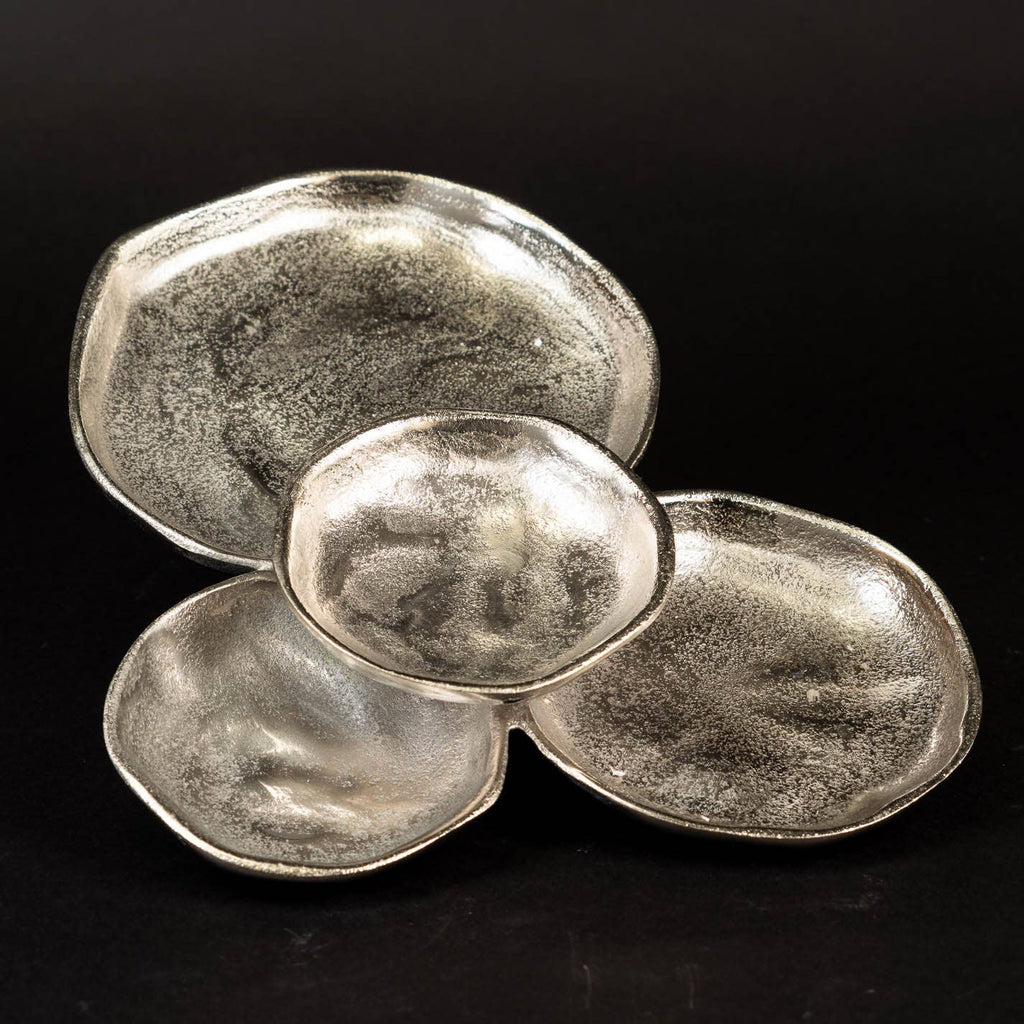 India Handicrafts Inc - Silver Textured 4-Plate Cluster Dish