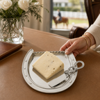 Horseshoe Plate with Server