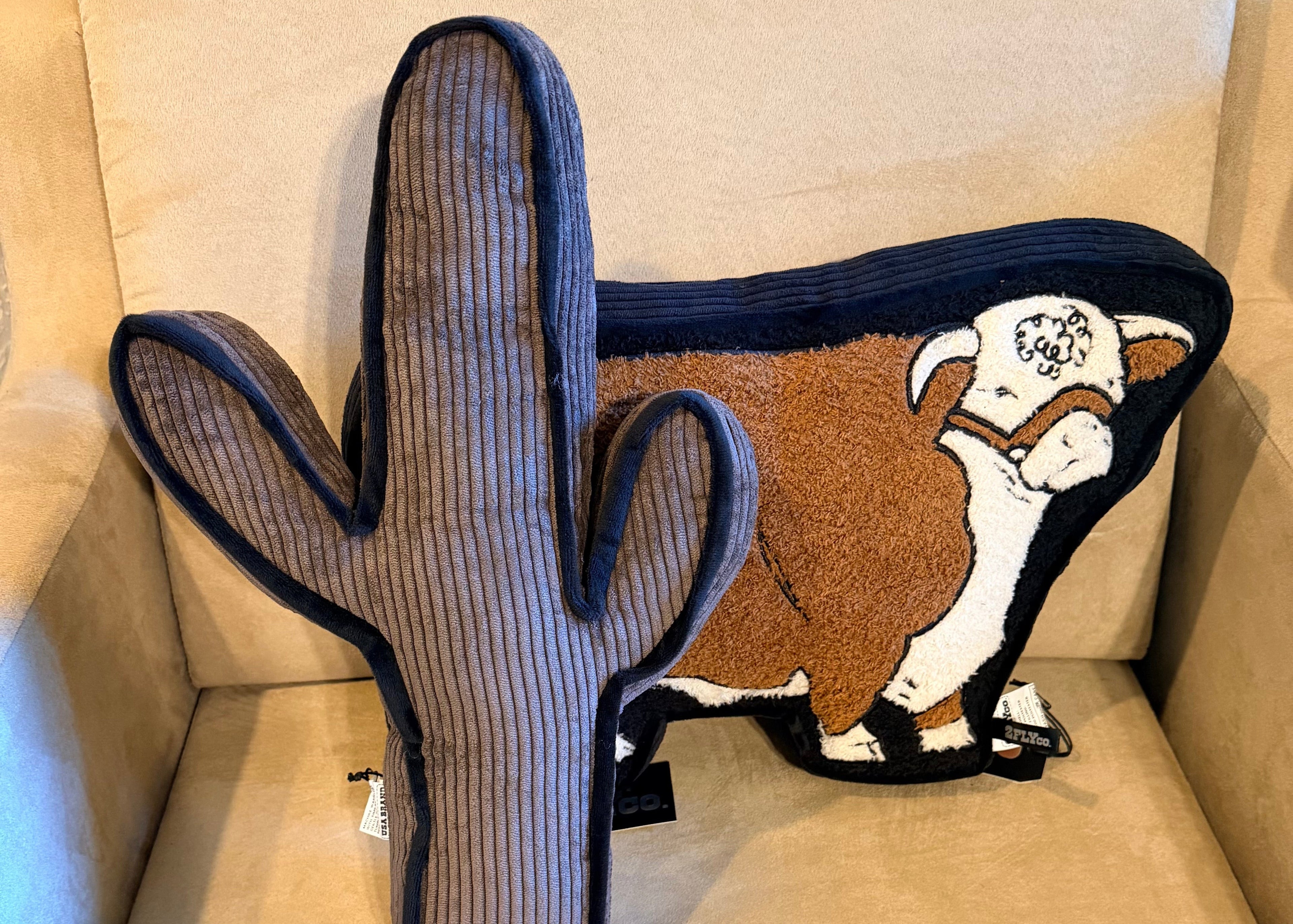 2FLY KICK A CACUS PILLOW (mocha)