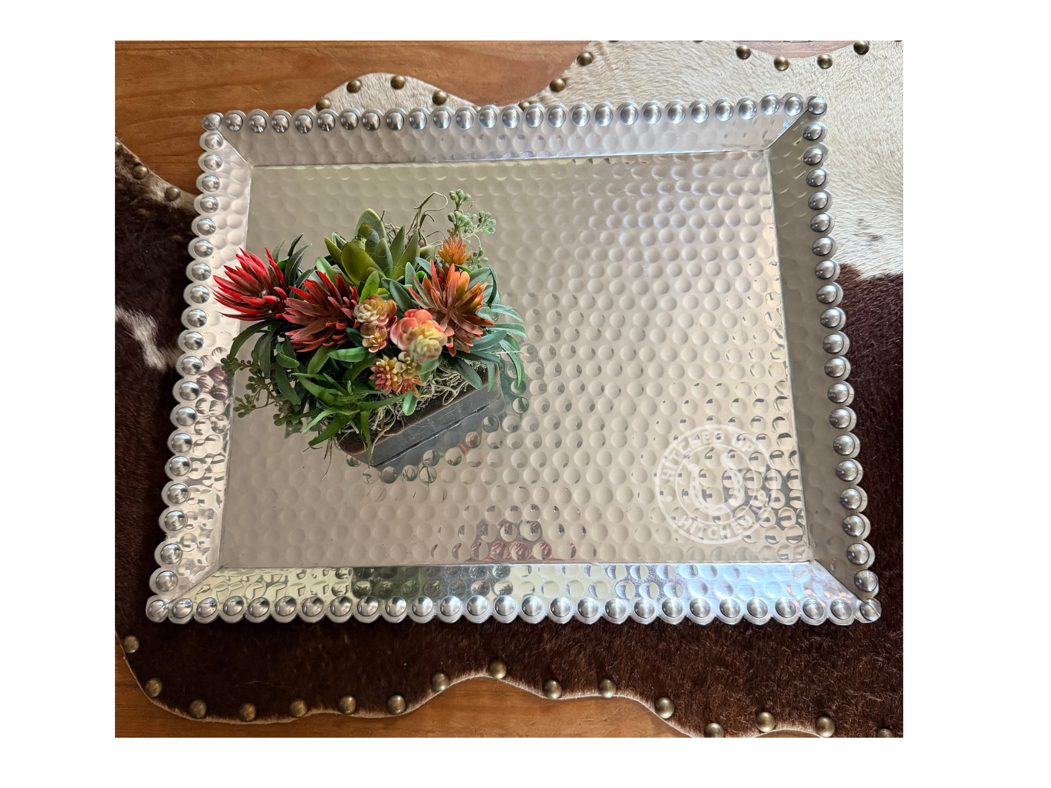 RECTANGLE SCALLOPED ALUMINUM BEADED TRAY