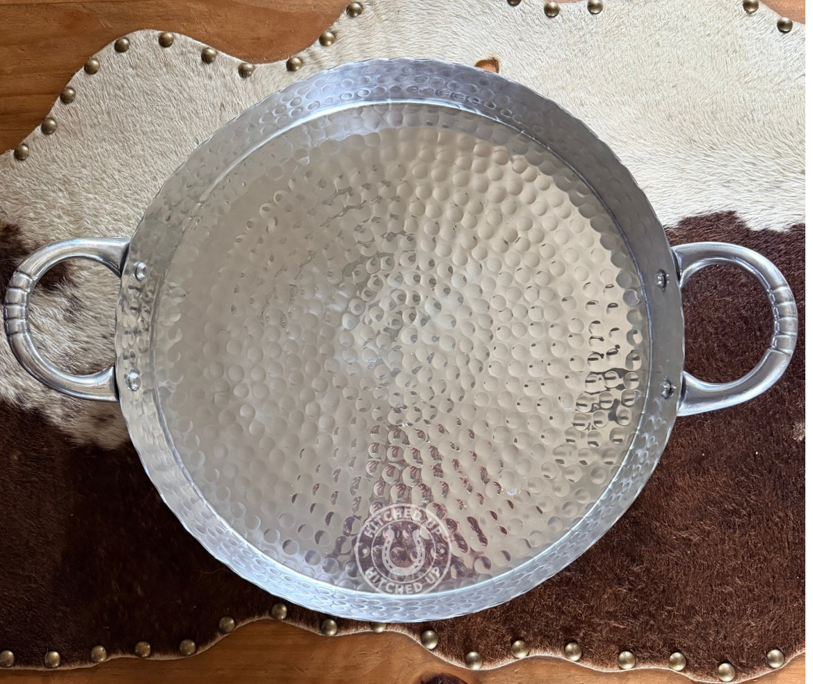 18” HAMMERED ALUMINUM TRAY ROUND SCALLOPED EDGE